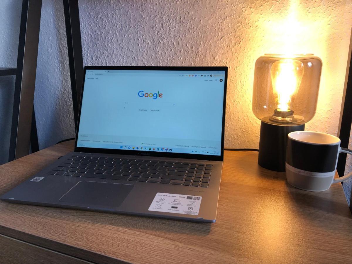 Moderne Ferienwohnung In Direkter Naehe Zur Uni, Netflix Gratis, Wlan, Waschmaschine, Geschirrspueler, Zentrum, Chemnitz Eksteriør billede